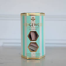 Wedgewood Share Pack Almond 8 x 130g